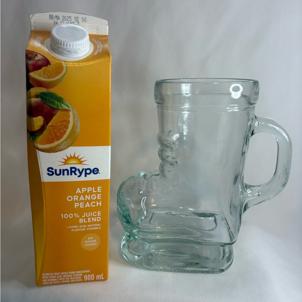 Hockey/ Skate clear beer mug